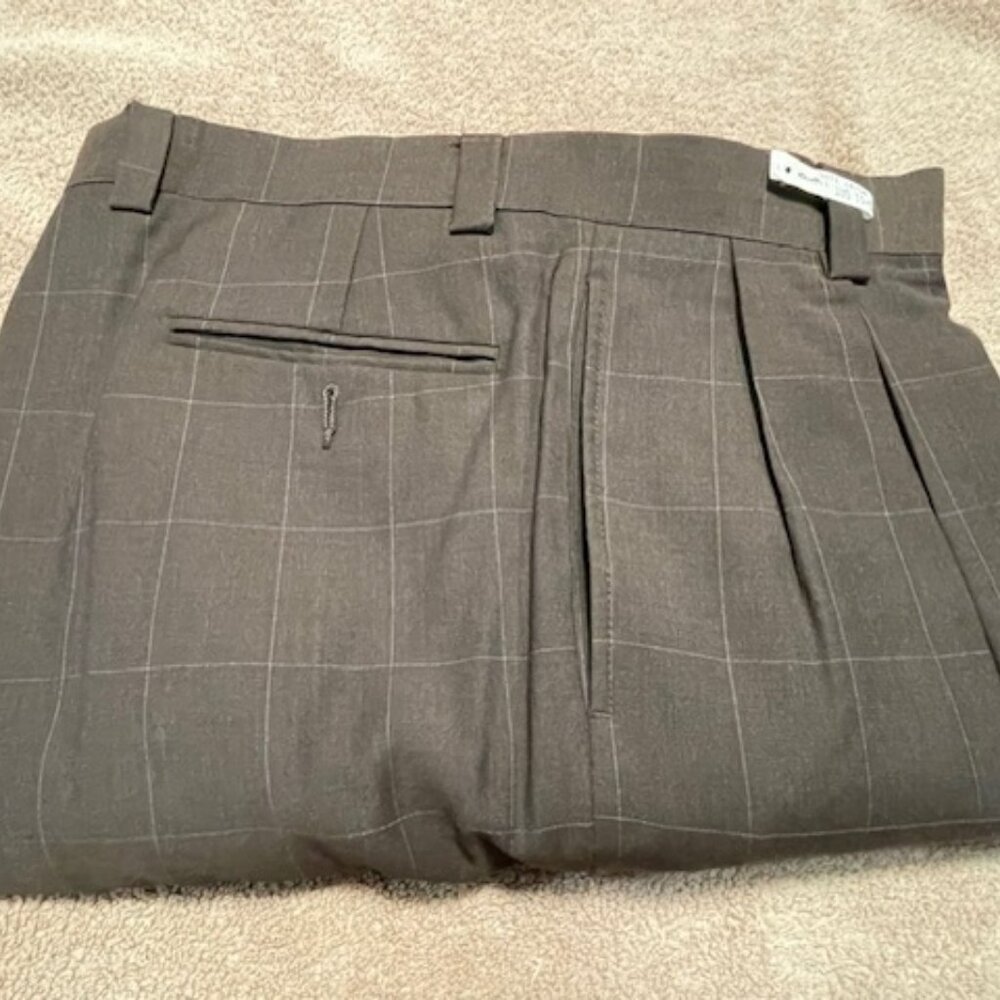 FUBU Collection Brown checkered pants 100% wool, size 36x32. Great condition.